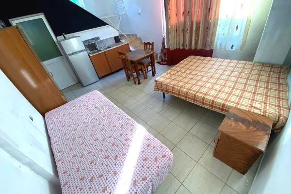 Shtepi me qera Garsoniere ne Tirane - 240 Euro