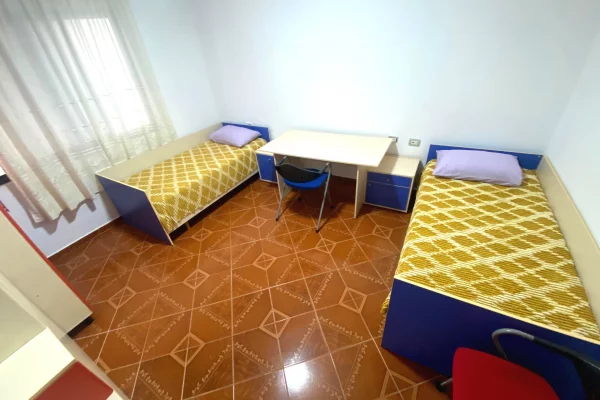 Shtepi me qera 1+1 ne Tirane - 350 Euro