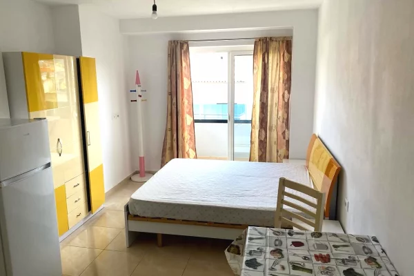 Shtepi me qera Garsoniere ne Tirane - 260 Euro