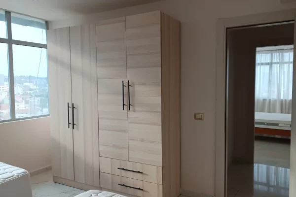 Appartamento in affitto a Tirana 2+1, Arredato