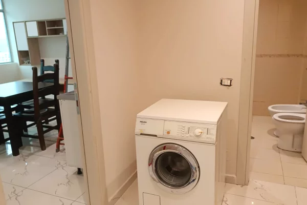 Appartamento in affitto a Tirana 2+1, Arredato