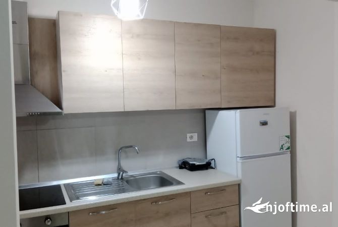 Shtepi ne shitje 1+1 ne Tirane - 100,000 Euro