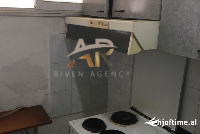 Shtepi me qera 3+1 ne Tirane - 650 Euro