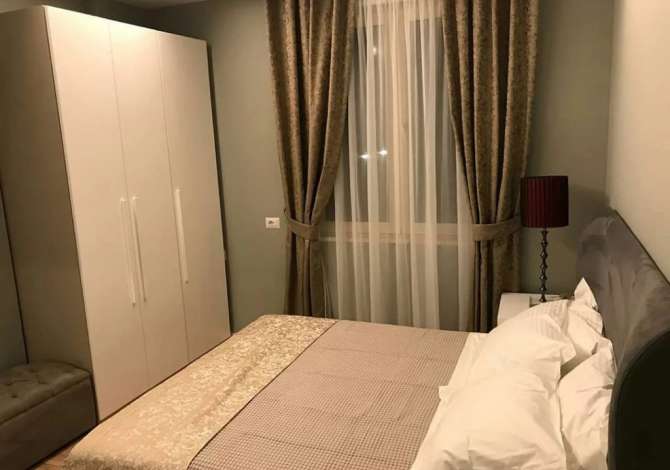 Shtepi me qera 2+1 ne Tirane - 1,700 Euro