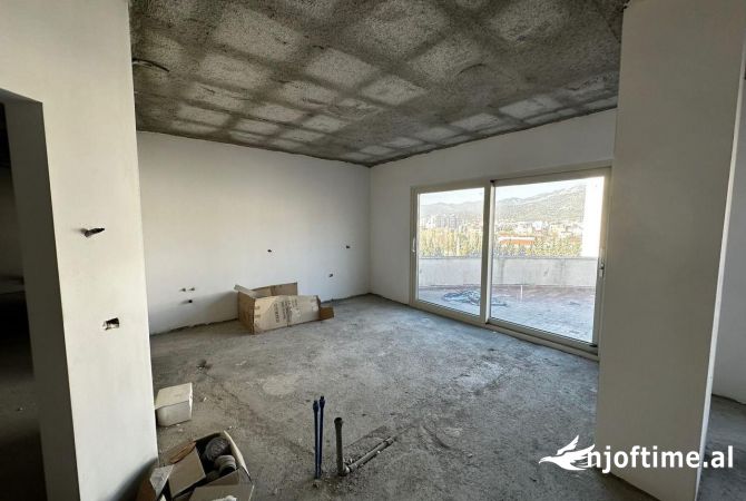 Casa in vendita 3+1 a Elbasan - 210,000 Euro