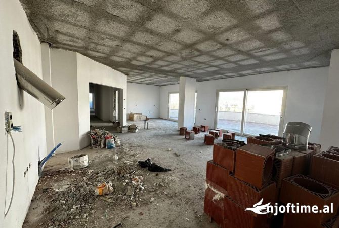 Shtepi ne shitje 3+1 ne Elbasan - 210,000 Euro