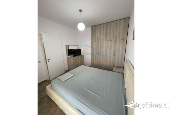 Shtepi me qera Apartament ne Tirane, 1+1, Mobilimi E mobiluar, Pagesa 500  Euro.