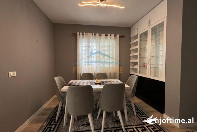 Shtepi me qera 2+1 ne Tirane - 800 Euro