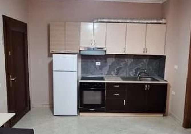 Shtepi me qera Apartament ne Tirane, 2+1, Mobilimi E mobiluar, Pagesa 400  Euro.