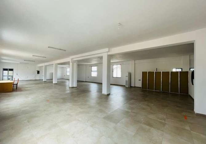 Ambiente biznesi me qera ne Sauk  Sauk 