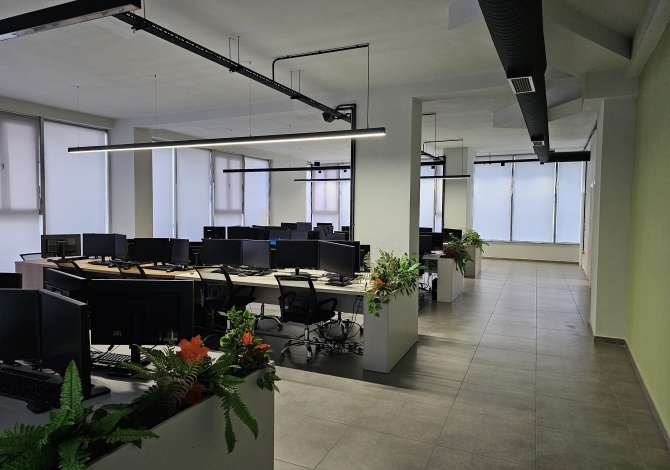 Ambient biznesi me qera 3+1 ne Tirane - 7,500 Euro