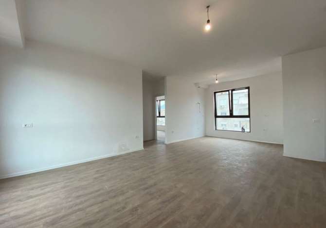 Jepet me Qera Apartament per zyra prane Spitalit Gjerman 