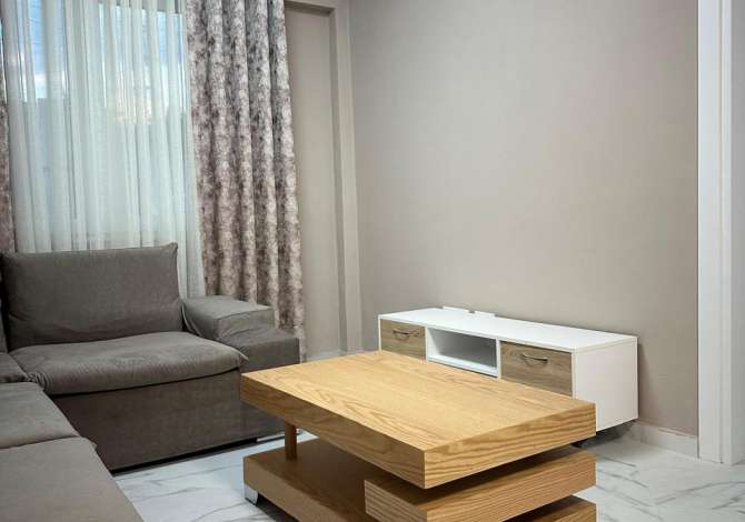 Shtepi me qera 1+1 ne Tirane - 400 Euro