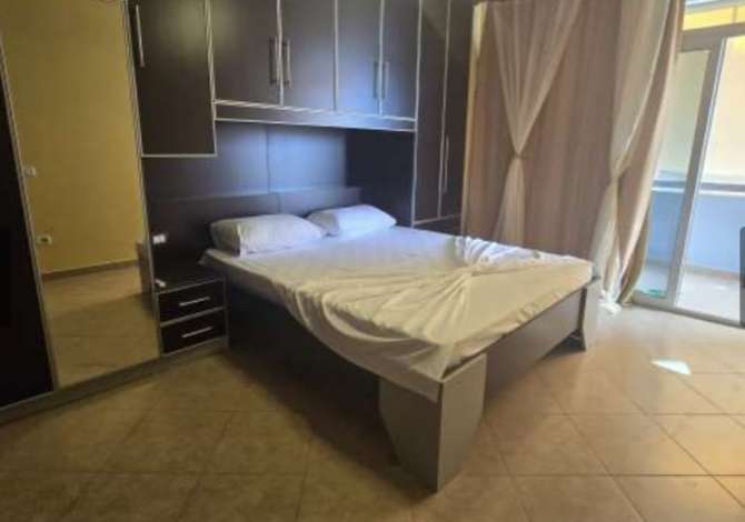 Shtepi me qera 3+1 ne Tirane - 700 Euro