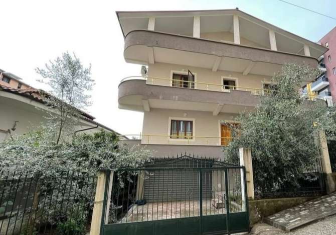 Shtepi ne shitje 7+1 ne Tirane - 460,000 Euro