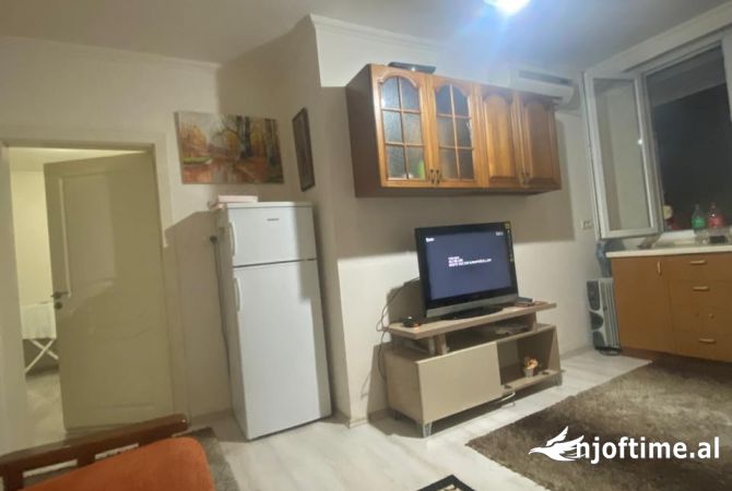 Shtepi me qera 2+1 ne Tirane - 600 Euro