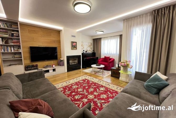 Shtepi ne shitje 3+1 ne Tirane - 299,000 Euro