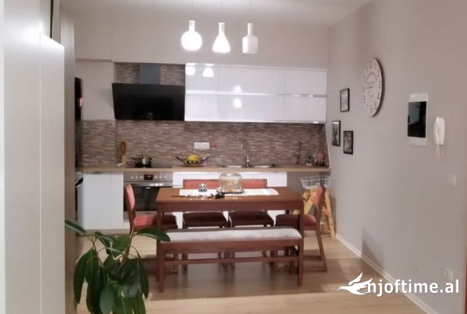 Shtepi ne shitje 2+1 ne Tirane - 228,000 Euro