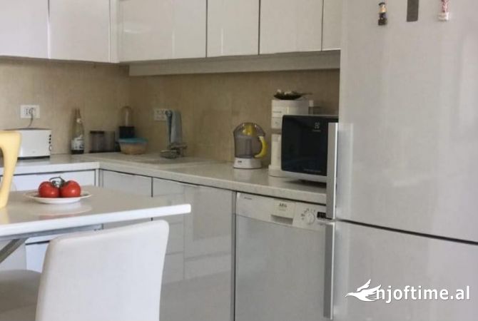Shtepi me qera 1+1 ne Tirane - 700 Euro