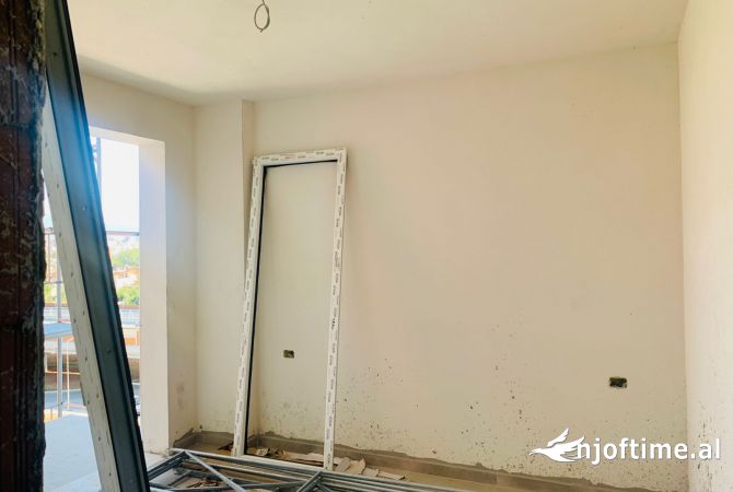 Shtepi ne shitje 1+1 ne Tirane - 108,000 Euro
