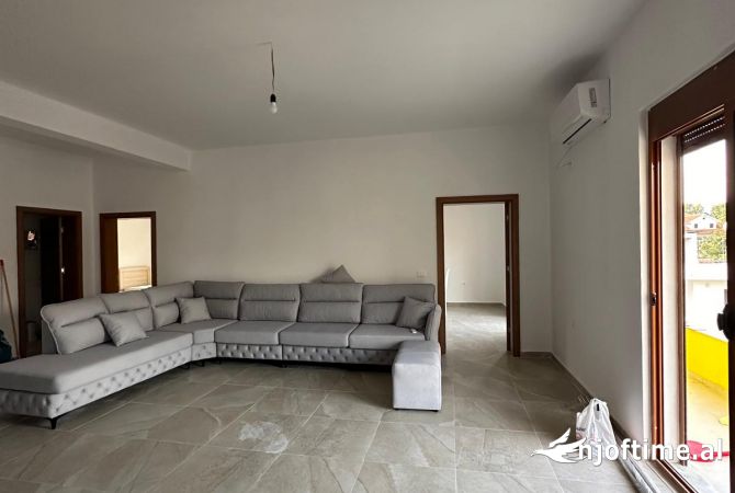 Shtepi me qera 3+1 ne Tirane - 60,000 Leke
