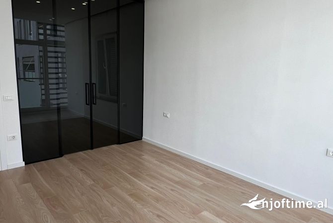 Shtepi ne shitje 2+1 ne Tirane - 340,000 Euro