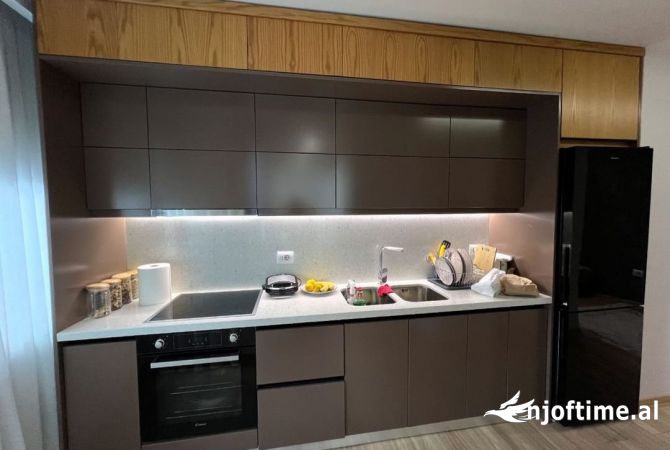 Casa in affitto 2+1 a Tirana - 1,000 Euro