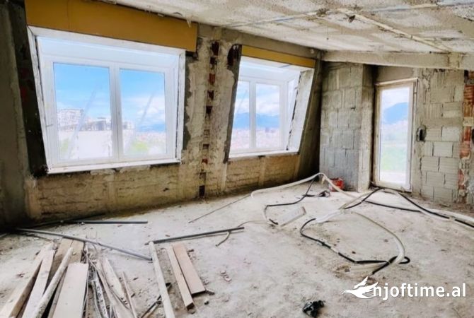 Shtepi ne shitje 3+1 ne Tirane - 195,000 Euro