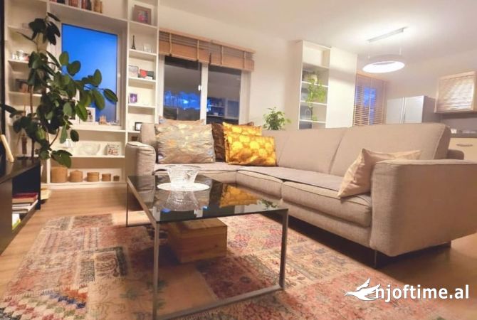 Shtepi ne shitje 2+1 ne Tirane - 210,000 Euro