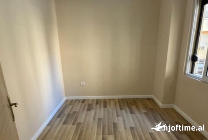 Shtepi ne shitje 2+1 ne Tirane - 125,000 Euro