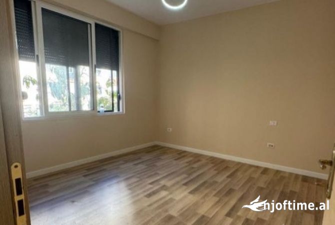 Shtepi ne shitje 2+1 ne Tirane - 125,000 Euro
