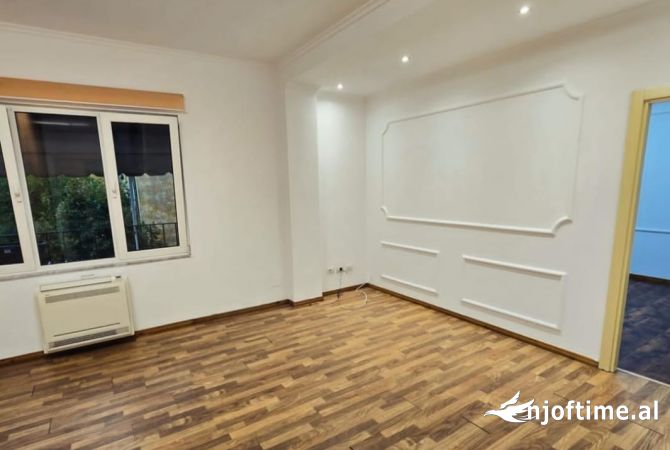 Shtepi ne shitje 2+1 ne Tirane - 198,000 Euro