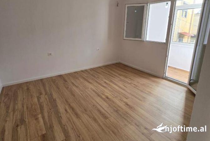Shtepi ne shitje 2+1 ne Tirane - 129,000 Euro