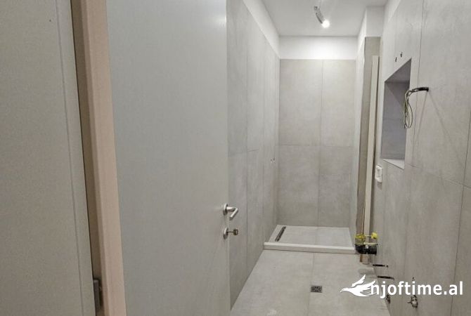 JEPET ME QIRA AMBIENT PER ZYRA NE QENDER TE TIRANES!