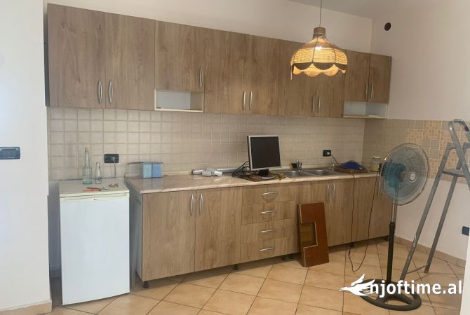 Shtepi me qera 2+1 ne Tirane - 600 Euro