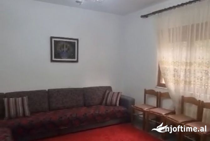 Shtepi me qera 4+1 ne Tirane - 45,000 Leke