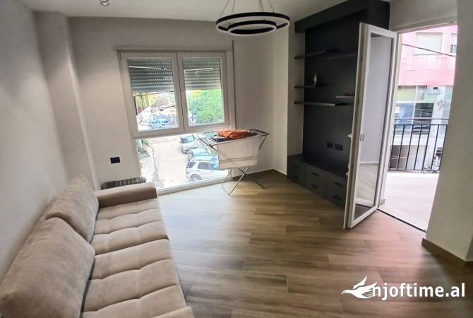 Shtepi ne shitje 1+1 ne Tirane - 170,000 Euro