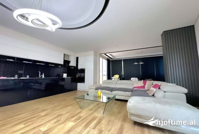 Shtepi ne shitje 2+1 ne Tirane - 200,000 Euro