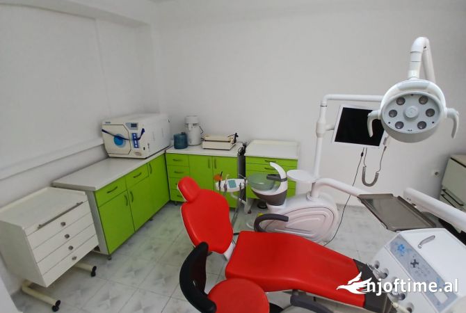 Ambient biznesi me qera 1+1 ne Tirane - 40,000 Leke