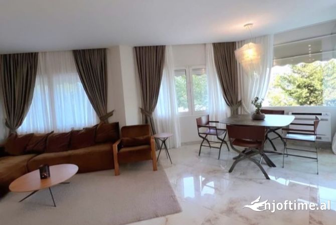 Shtepi ne shitje 2+1 ne Tirane - 280,000 Euro