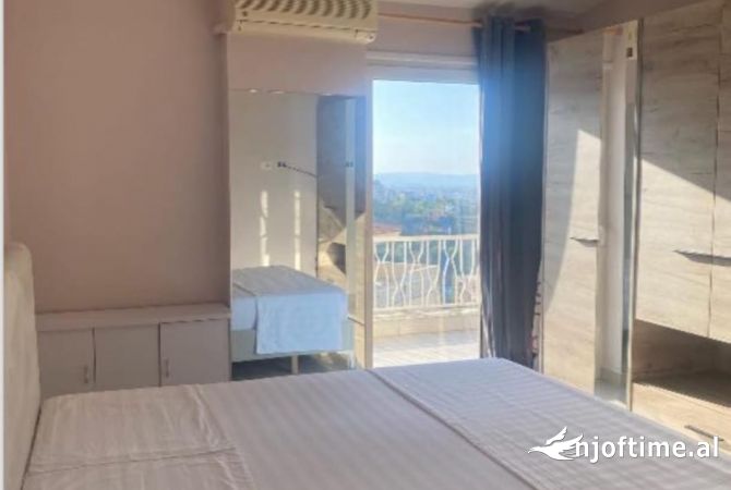 Shtepi me qera Apartament ne Tirane, 2+1, Mobilimi E mobiluar, Pagesa 750  Euro.