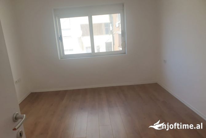 Shtepi ne shitje 2+1 ne Tirane - 140,000 Euro