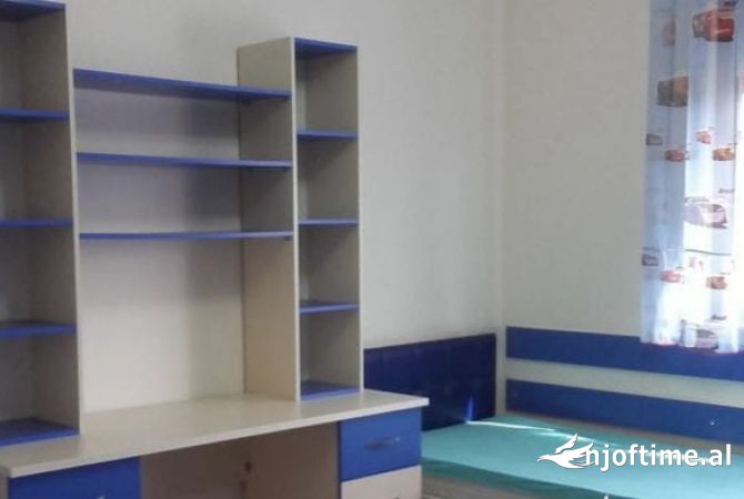 Shtepi me qera Apartament ne Tirane, 2+1, Mobilimi E mobiluar, Pagesa 650  Euro.