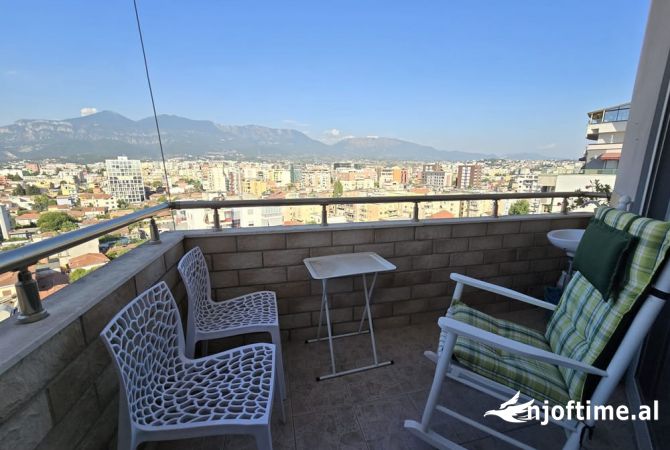 Shtepi ne shitje Apartament ne Tirane, 1+1, Mobilimi E mobiluar, Pagesa 190,000  Euro.