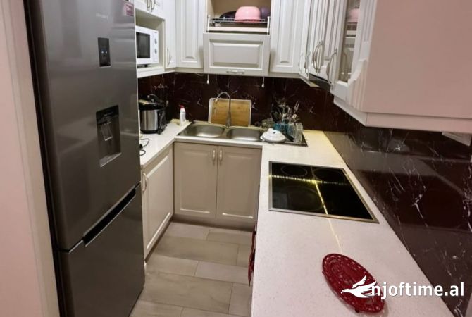 Shtepi ne shitje 2+1 ne Tirane - 130,000 Euro