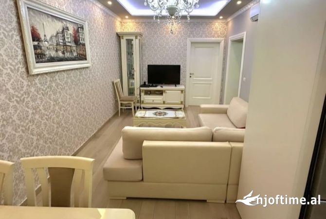 Shtepi ne shitje 2+1 ne Tirane - 130,000 Euro