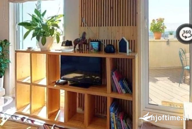 Shtepi ne shitje Apartament ne Tirane, 2+1, Mobilimi E mobiluar, Pagesa 238,000  Euro.