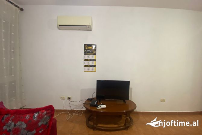 Shtepi me qera 1+1 ne Tirane - 55,000 Leke