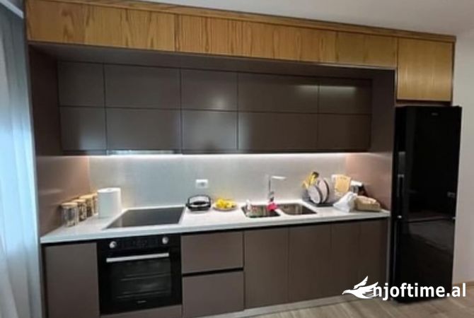 Casa in affitto 2+1 a Tirana - 1,000 Euro