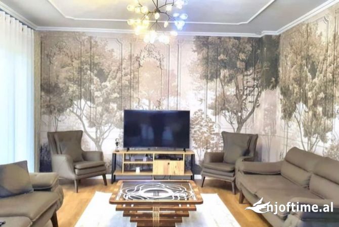 Shtepi ne shitje Apartament ne Tirane, 2+1, Mobilimi E mobiluar, Pagesa 210,000  Euro.